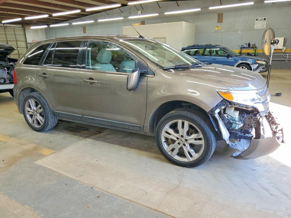 58805606 :رقم المزاد ، 2FMDK4KC4EBB61382 vin ، 2014 Ford Edge مزاد بيع