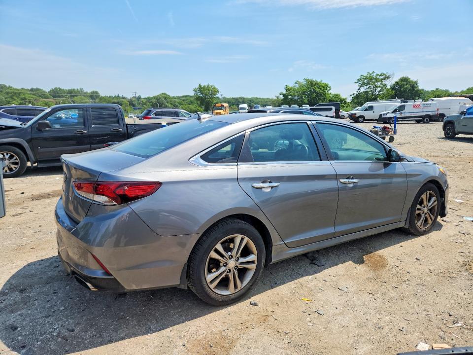 58739166 :رقم المزاد ، 5NPE34AFXJH663944 vin ، 2018 Hyundai Sonata مزاد بيع