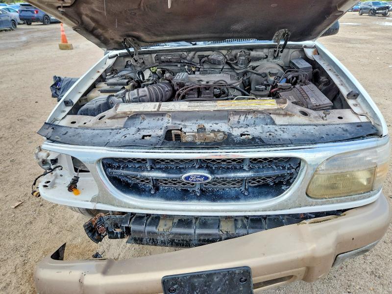 Продаж на аукціоні авто 2000 Ford Explorer, vin: 1FMZU64P6YUB30936, номер лоту: 58246906