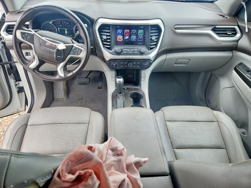 56470246 :رقم المزاد ، 1GKKNULS8HZ117724 vin ، 2017 Gmc Acadia مزاد بيع