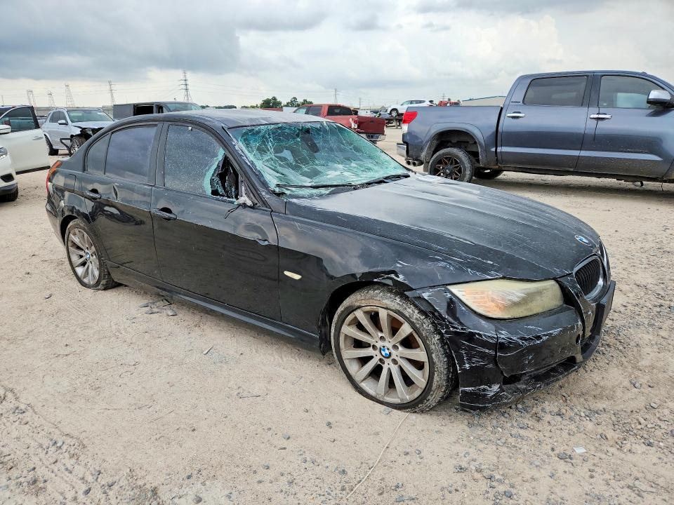 58076956 :رقم المزاد ، WBAPH7C50BE130838 vin ، 2011 Bmw 328 مزاد بيع