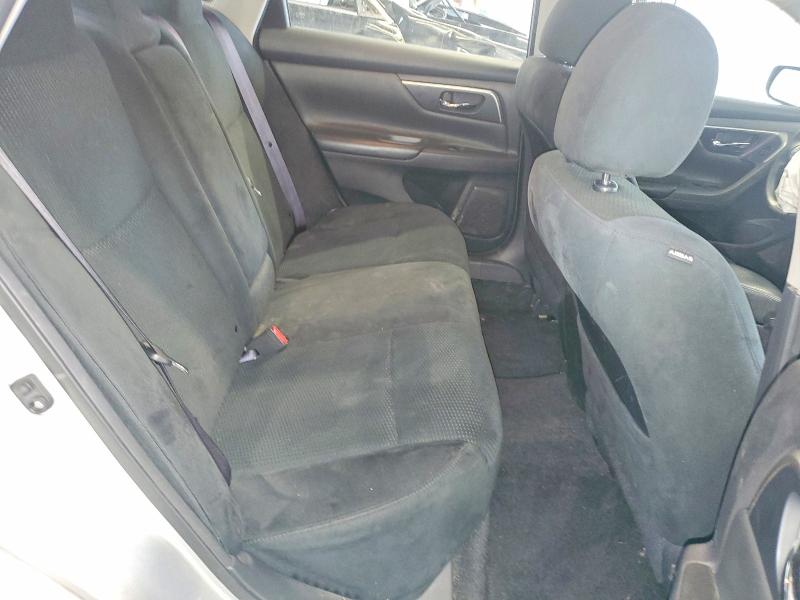 2015 Nissan Altima მანქანა იყიდება აუქციონზე, vin: 1N4AL3AP5FC470496, აუქციონის ნომერი: 55986086