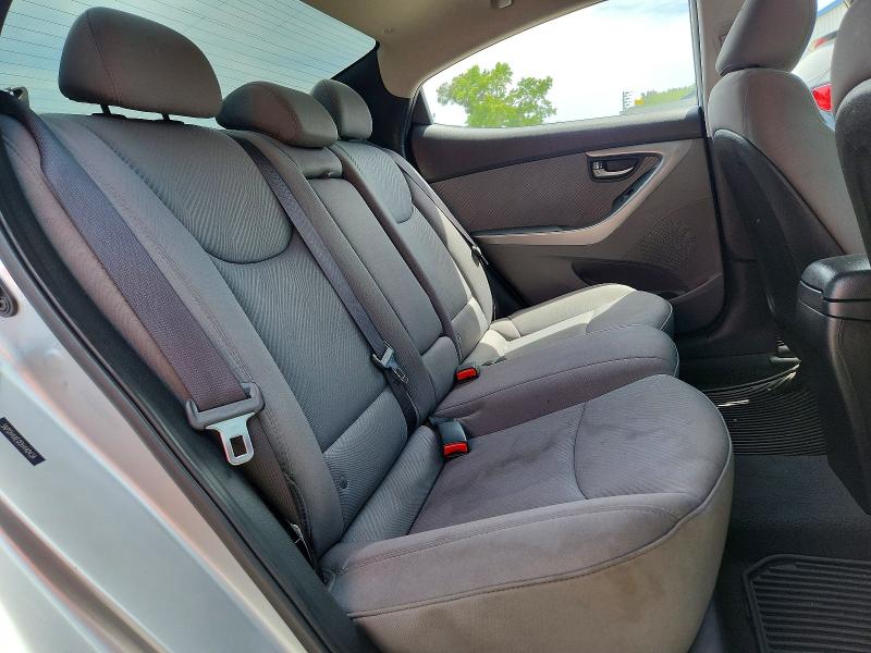 55816356 :رقم المزاد ، 5NPDH4AE0DH440434 vin ، 2013 Hyundai Elantra مزاد بيع