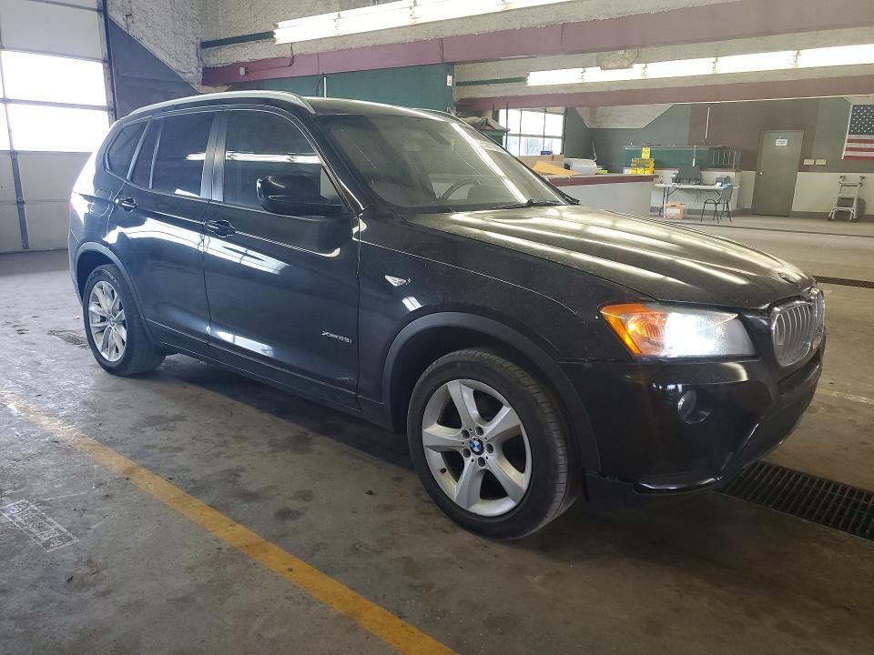2011 Bmw X3 მანქანა იყიდება აუქციონზე, vin: 5UXWX5C50BL700983, აუქციონის ნომერი: 55011986