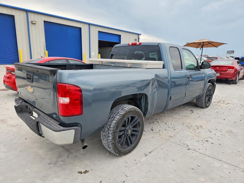 58557226 :رقم المزاد ، 1GCRCREA9BZ455867 vin ، 2011 Chevrolet Silverado مزاد بيع