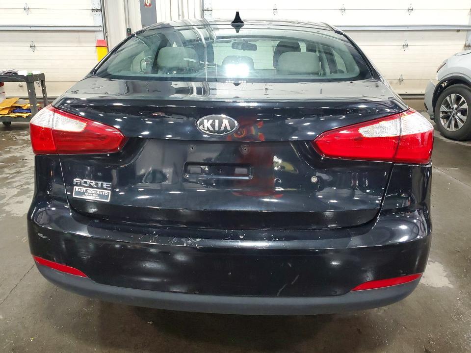 2015 Kia Forte მანქანა იყიდება აუქციონზე, vin: KNAFK4A64F5376305, აუქციონის ნომერი: 55969396