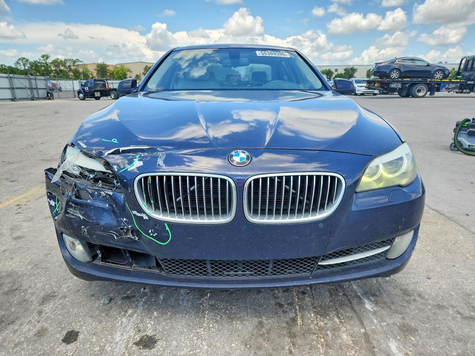 58389396 :رقم المزاد ، WBAXH5C5XDD108553 vin ، 2013 Bmw 528 مزاد بيع