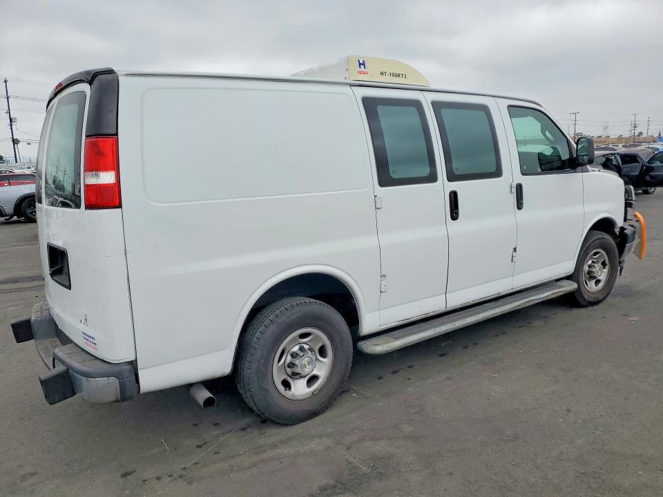 2021 Chevrolet Express G2500 მანქანა იყიდება აუქციონზე, vin: 1GCWGAFP1M1218108, აუქციონის ნომერი: 57265006