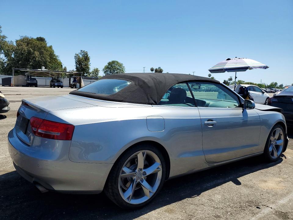 56162766 :رقم المزاد ، WAUJFAFH3BN008411 vin ، 2011 Audi A5 مزاد بيع