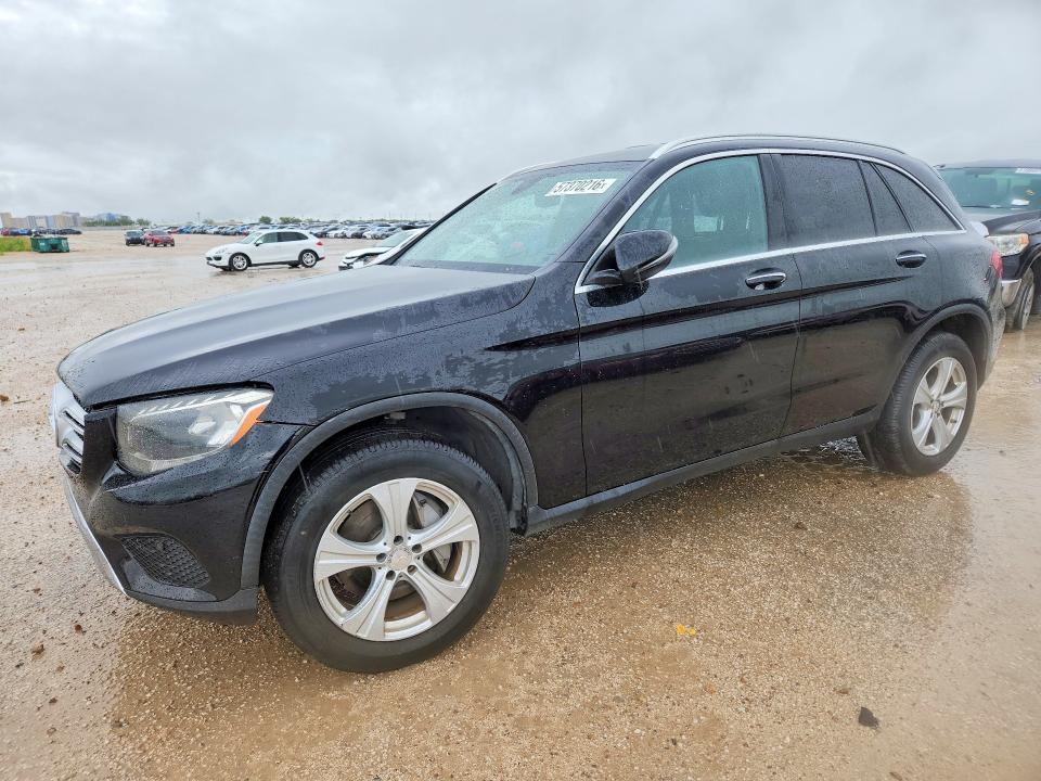 57370216 :رقم المزاد ، WDC0G4JB3HF135463 vin ، 2017 Mercedes-benz Glc مزاد بيع