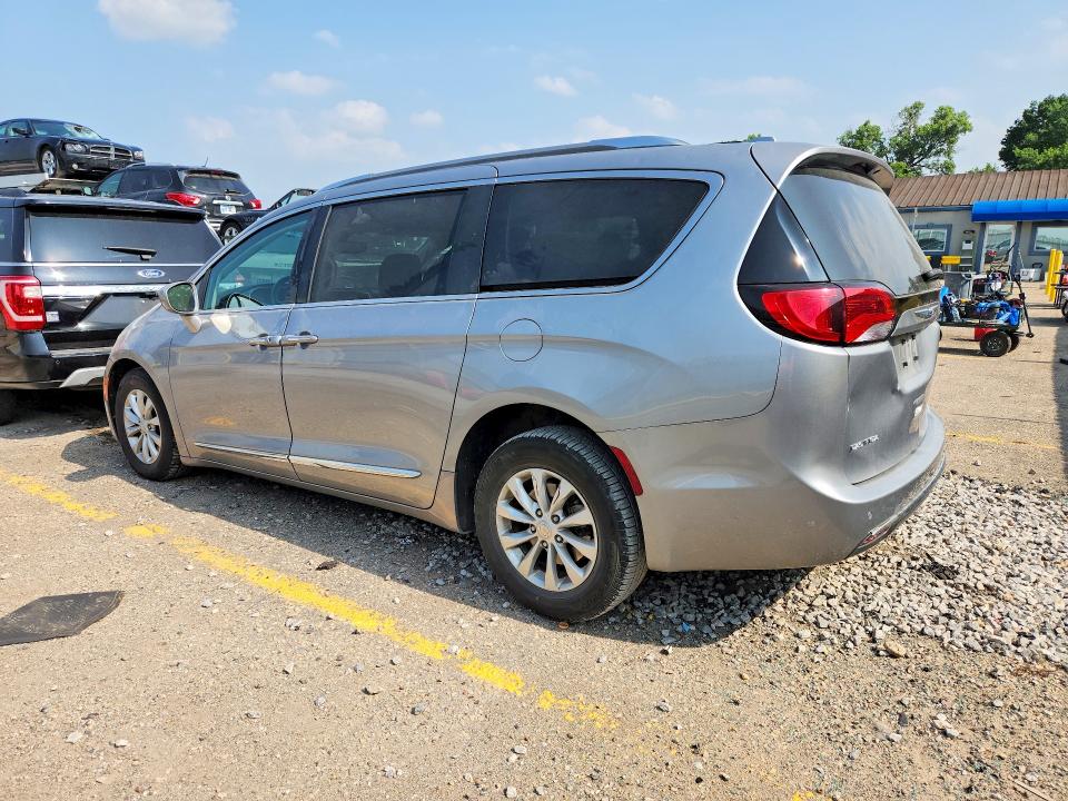 Продаж на аукціоні авто 2019 Chrysler Pacifica, vin: 2C4RC1BG0KR665682, номер лоту: 55103436