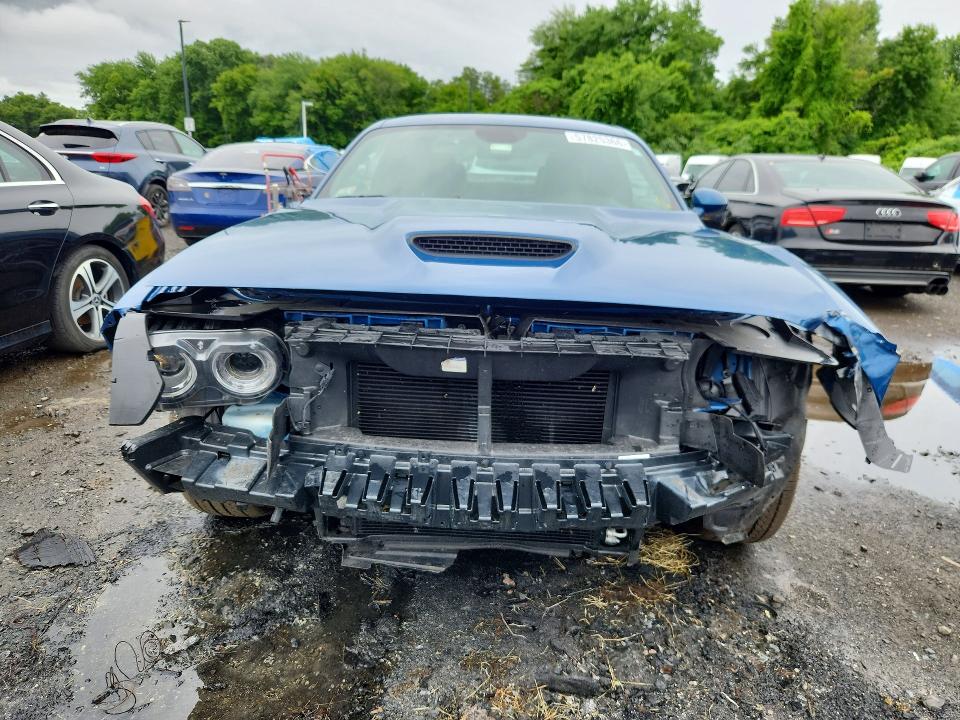 57825366 :رقم المزاد ، 2C3CDZKG0MH677507 vin ، 2021 Dodge Challenger مزاد بيع
