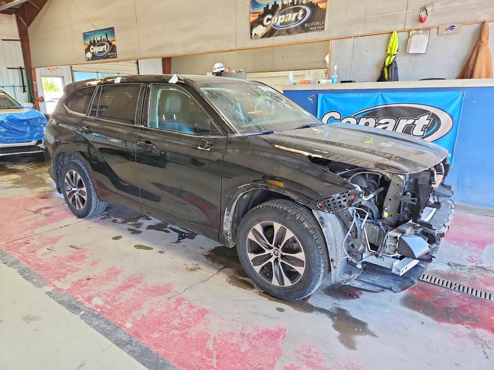 Aukcja sprzedaży 2022 Toyota Highlander, vin: 5TDGZRBH2NS573935, numer aukcji: 55896006