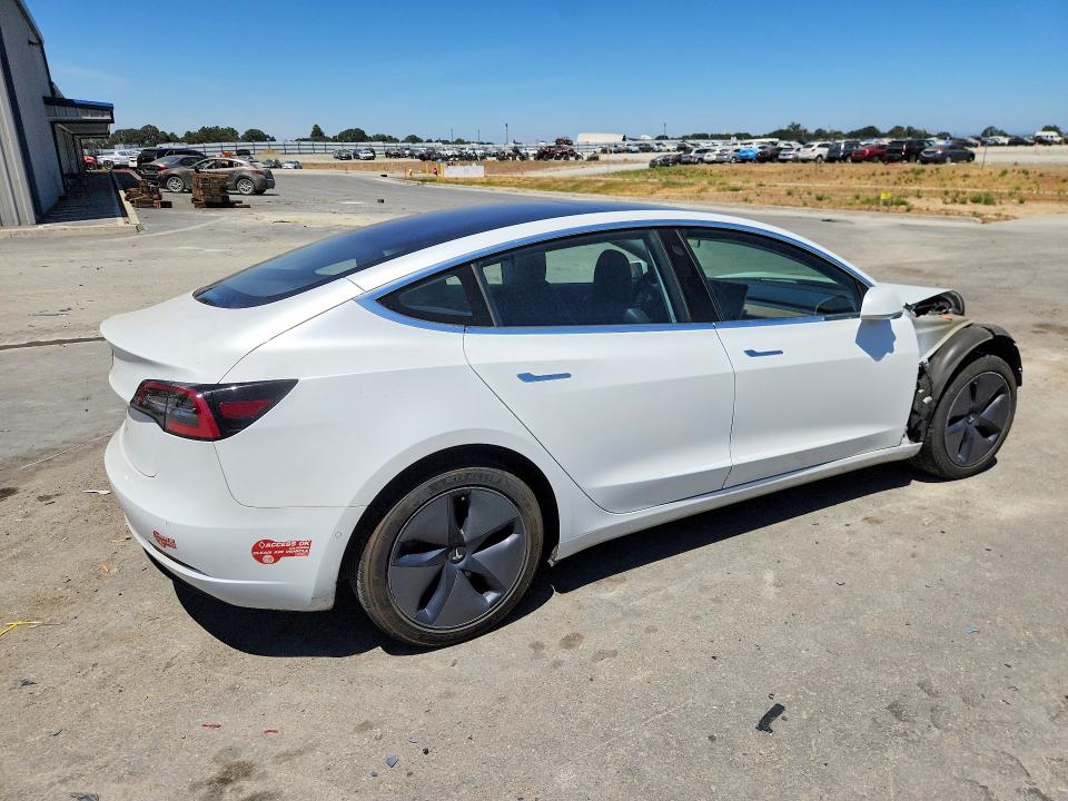 Auction sale of the 2018 Tesla Model 3, vin: 5YJ3E1EA0JF044573, lot number: 59013216