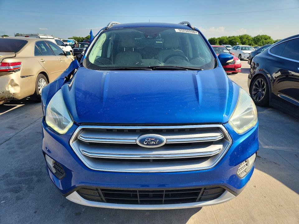 Продажа на аукционе авто 2017 Ford Escape, vin: 1FMCU0JD7HUA10026, номер лота: 55298286