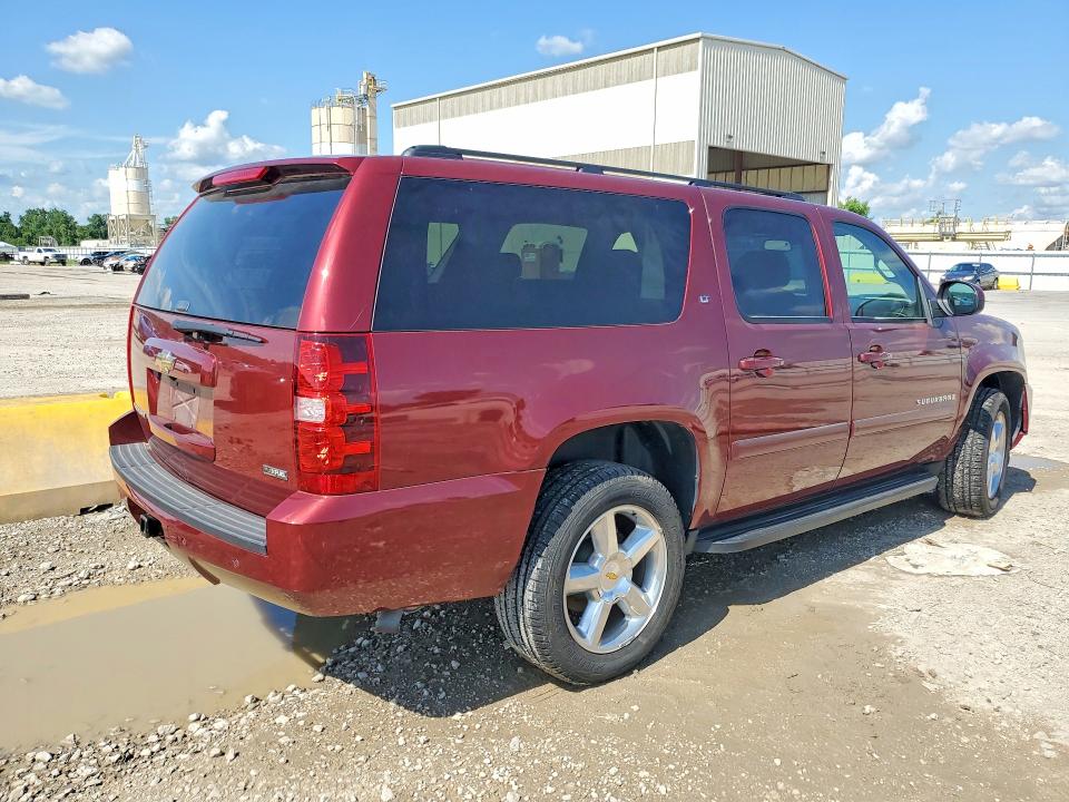 Продажа на аукционе авто 2008 Chevrolet Suburban, vin: 1GNFK16358J238788, номер лота: 55058726