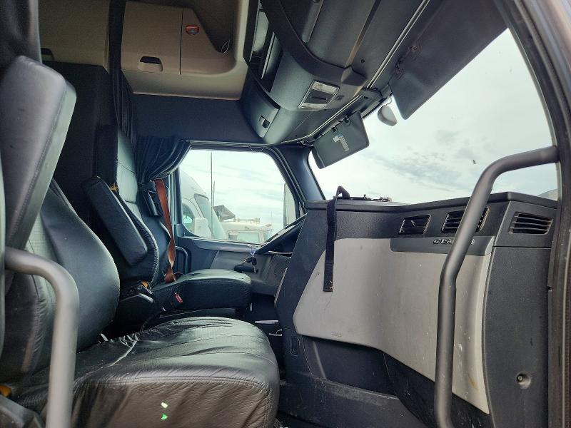 Продаж на аукціоні авто 2020 Freightliner Cascadia 126, vin: 3AKJHHDR7LSLR8909, номер лоту: 57714626