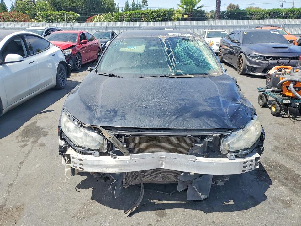 56267456 :رقم المزاد ، 2HGFC2F55HH501748 vin ، 2017 Honda Civic مزاد بيع