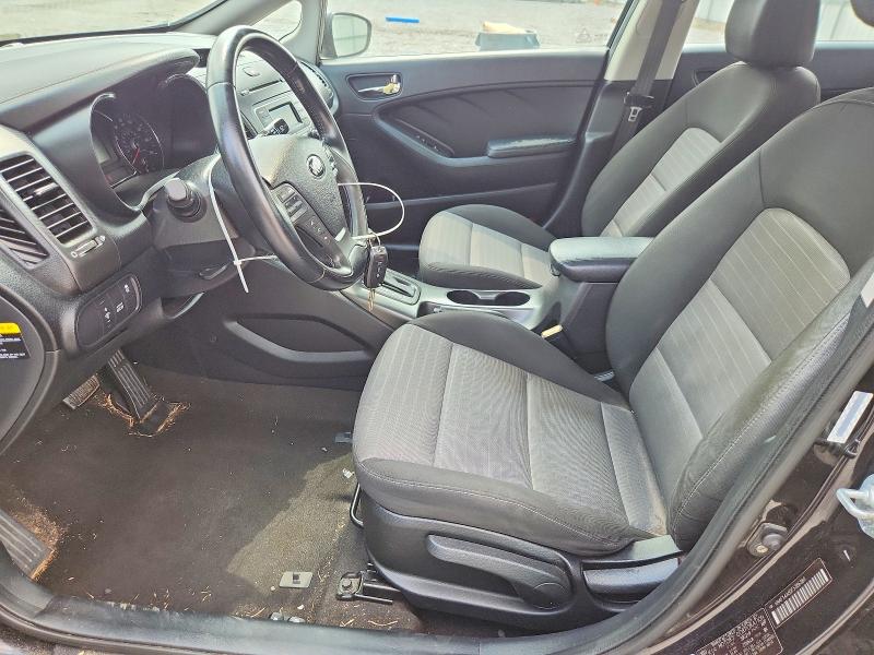57737376 :رقم المزاد ، KNAFX4A83F5386388 vin ، 2015 Kia Forte مزاد بيع