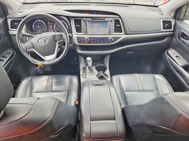 Продаж на аукціоні авто 2018 Toyota Highlander, vin: 5TDJZRFH0JS544119, номер лоту: 59060116