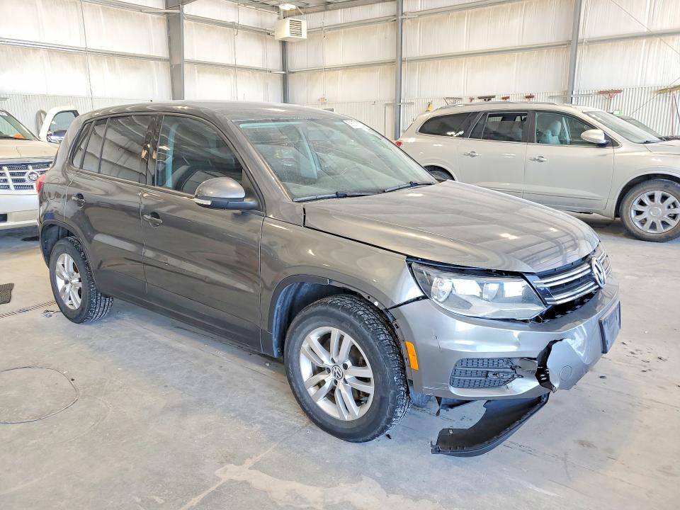 56354206 :رقم المزاد ، WVGBV3AX0DW591467 vin ، 2013 Volkswagen Tiguan مزاد بيع