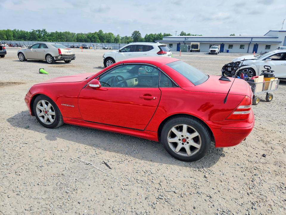 56351446 :رقم المزاد ، WDBKK49F61F187467 vin ، 2001 Mercedes-benz Slk مزاد بيع