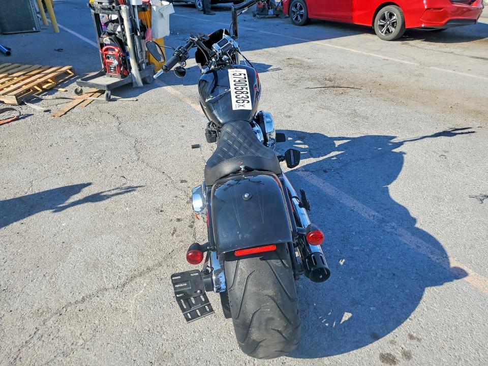 Продажа на аукционе авто 2018 Harley-davidson Fxbr, vin: 1HD1YEJ10JC025593, номер лота: 57905836