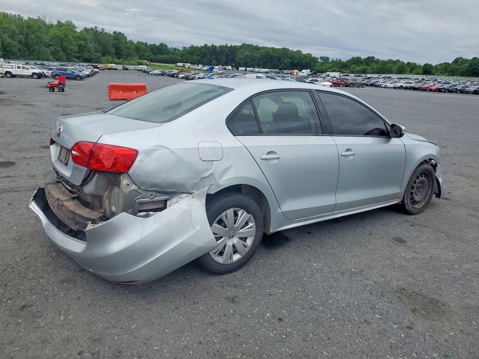 58355536 :رقم المزاد ، 3VWDZ7AJ5BM301299 vin ، 2011 Volkswagen Jetta مزاد بيع