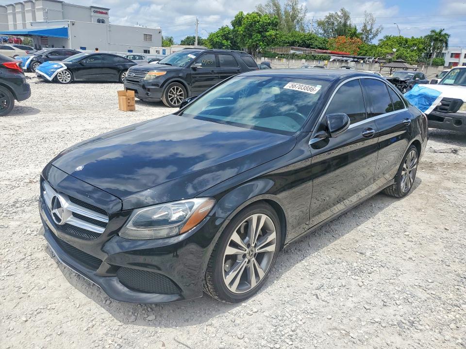 56703886 :رقم المزاد ، 55SWF4JB4HU229793 vin ، 2017 Mercedes-benz C مزاد بيع