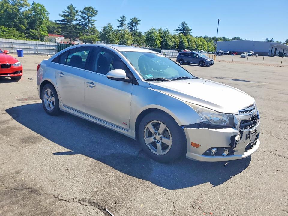 56425166 :رقم المزاد ، 1G1PC5SBXE7210985 vin ، 2014 Chevrolet Cruze مزاد بيع