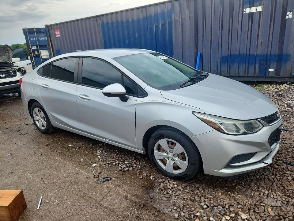 2018 Chevrolet Cruze მანქანა იყიდება აუქციონზე, vin: 1G1BC5SMXJ7224438, აუქციონის ნომერი: 58204676