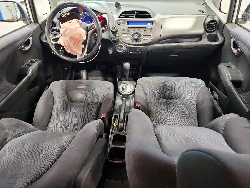 57705546 :رقم المزاد ، JHMGE8H40AC030944 vin ، 2010 Honda Fit مزاد بيع