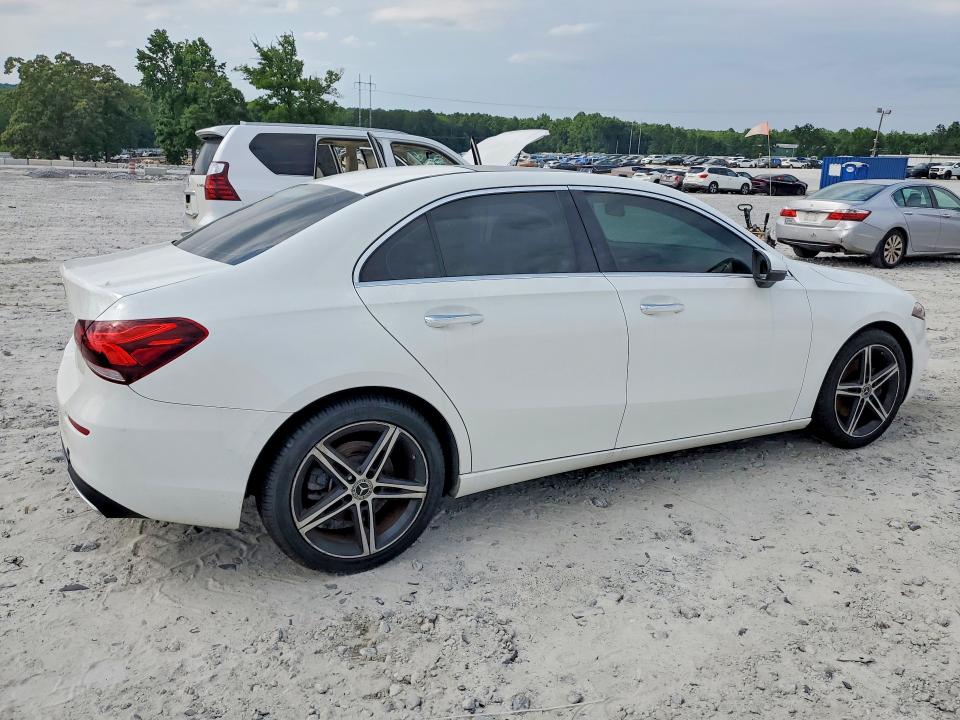 55780326 :رقم المزاد ، WDD3G4EB4KW035429 vin ، 2019 Mercedes-benz A مزاد بيع