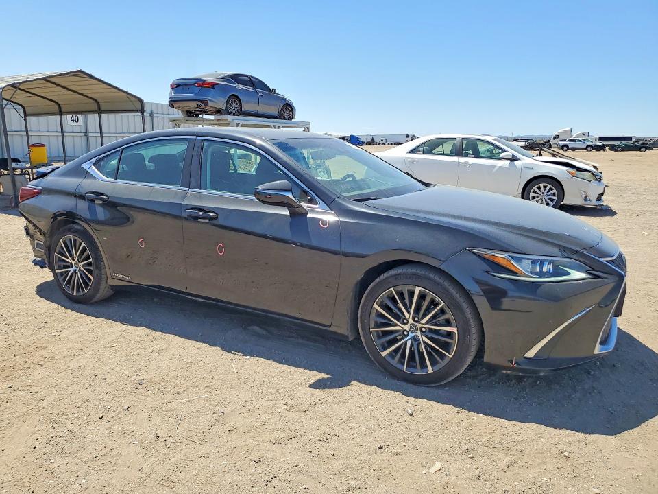 2022 Lexus Es 300h მანქანა იყიდება აუქციონზე, vin: 58ADA1C18NU023636, აუქციონის ნომერი: 58292966