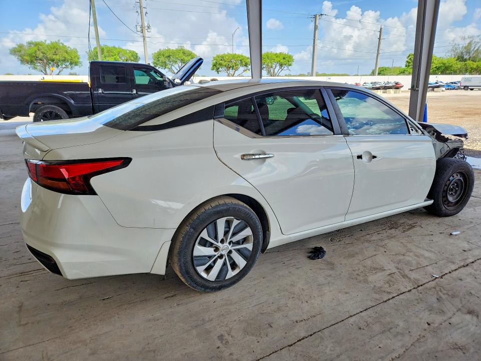 Продаж на аукціоні авто 2019 Nissan Altima, vin: 1N4BL4BV5KC139113, номер лоту: 58875286