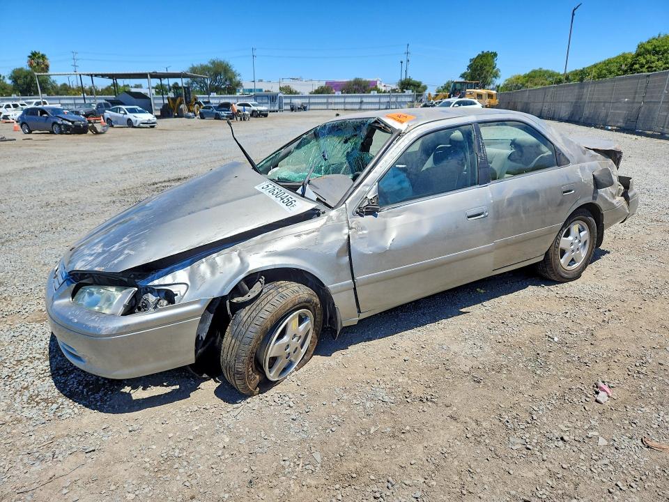 Aukcja sprzedaży 2001 Toyota Camry, vin: JT2BG22K010550632, numer aukcji: 57630456