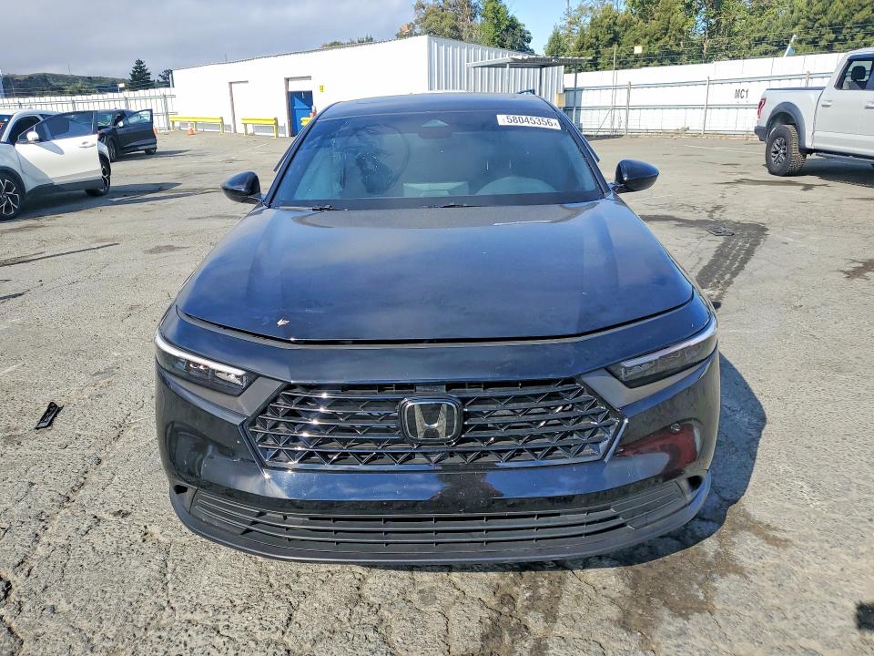 Продажа на аукционе авто 2025 Honda Accord, vin: 1HGCY2F58SA027532, номер лота: 58045356