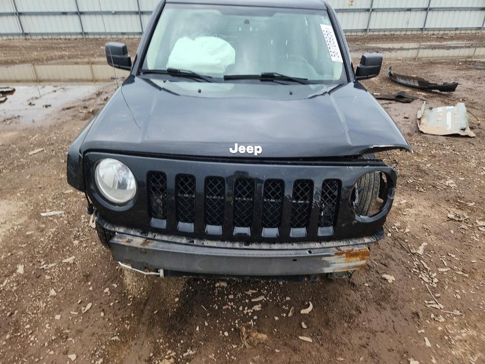 58705956 :رقم المزاد ، 1C4NJPBA2HD131291 vin ، 2017 Jeep Patriot مزاد بيع
