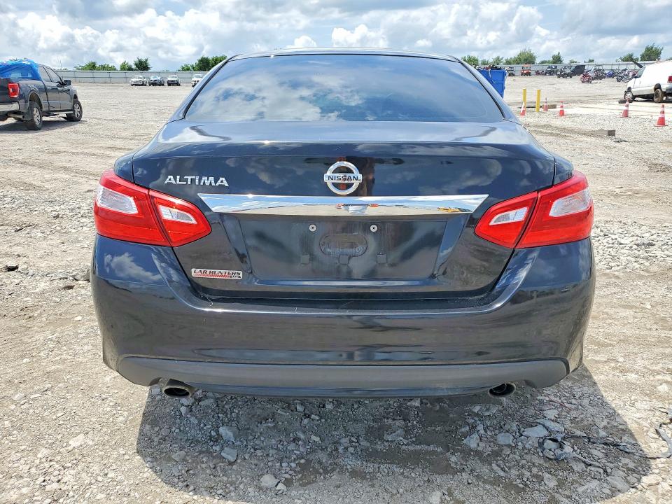 2017 Nissan Altima მანქანა იყიდება აუქციონზე, vin: 1N4AL3AP8HN345452, აუქციონის ნომერი: 56447006