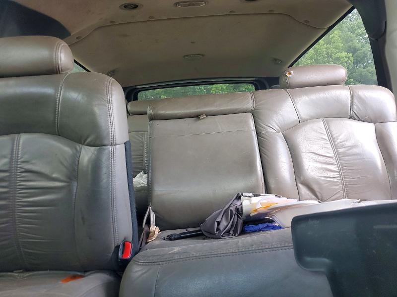 Auction sale of the 2002 Chevrolet Suburban, vin: 1GNFK16Z12J218839, lot number: 57577516