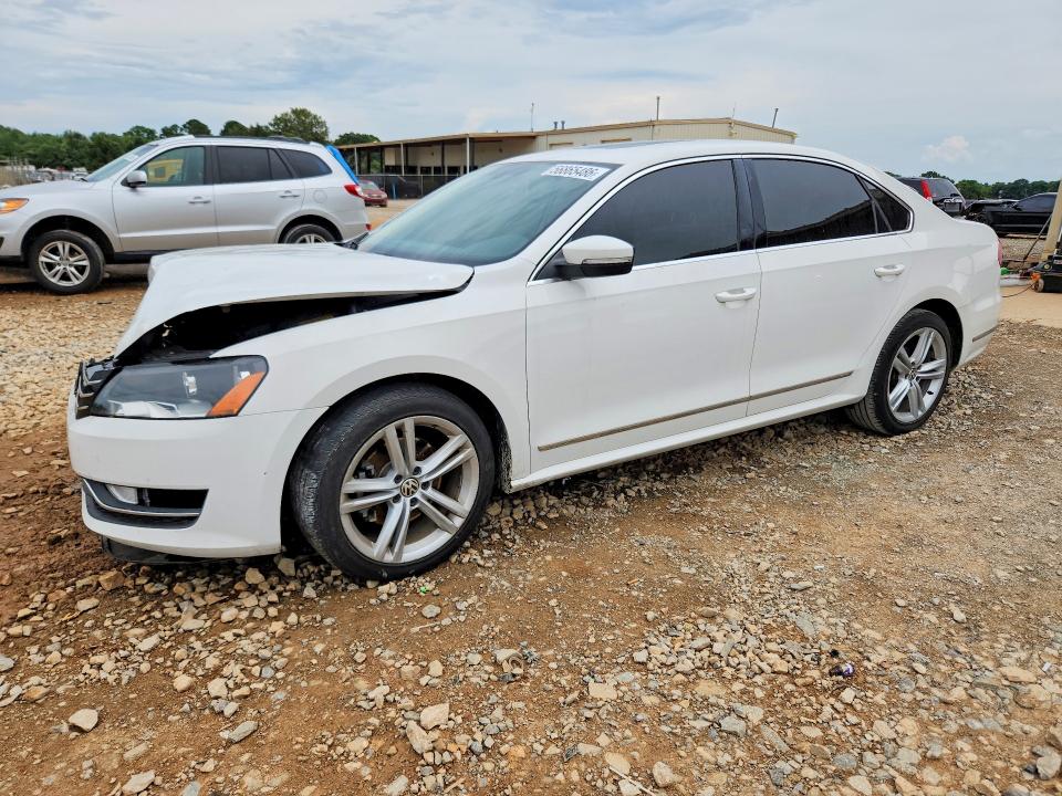 2013 Volkswagen Passat მანქანა იყიდება აუქციონზე, vin: 1VWCM7A3XDC067855, აუქციონის ნომერი: 56865486