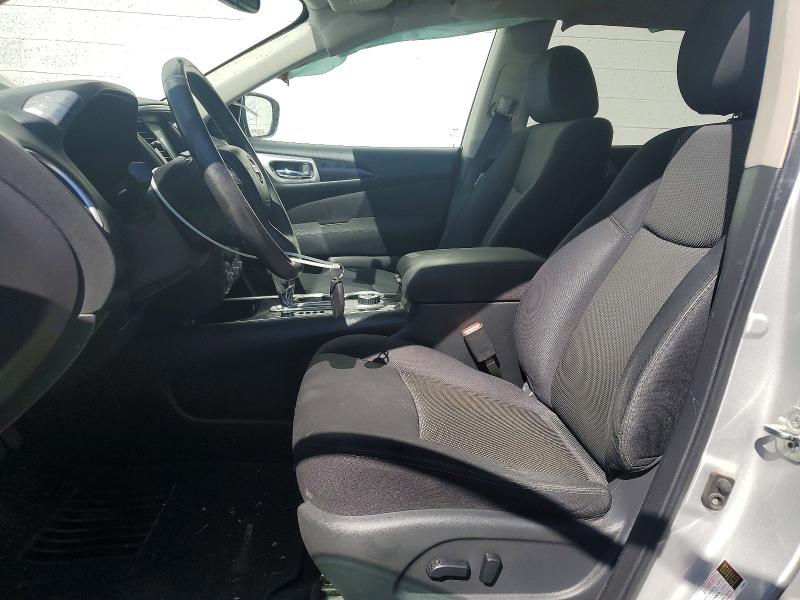 57048636 :رقم المزاد ، 5N1DR2MM8HC682227 vin ، 2017 Nissan Pathfinder مزاد بيع