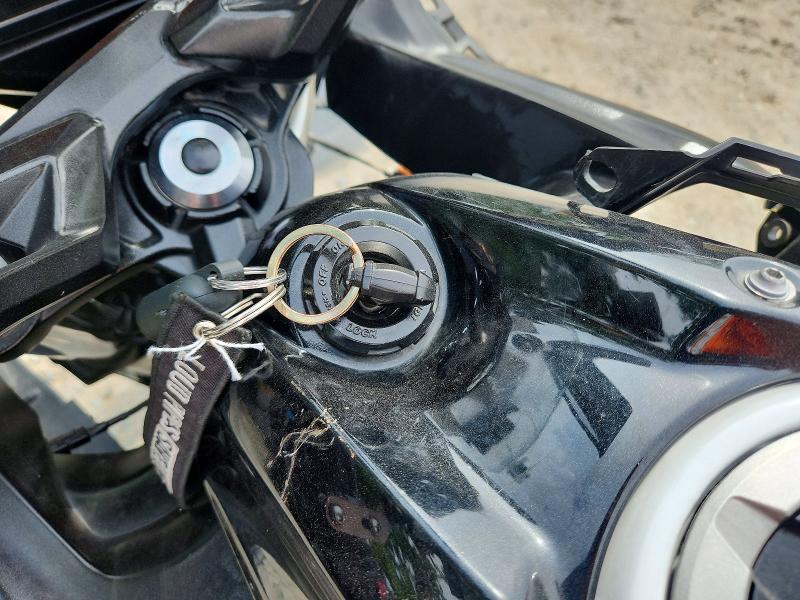 51925306 :رقم المزاد ، ML5EXEN16LDA13247 vin ، 2020 Kawasaki Ex650 مزاد بيع
