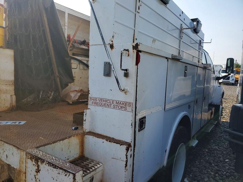 57281556 :رقم المزاد ، 1GDM8E1327F413511 vin ، 2007 Gmc C8500 مزاد بيع