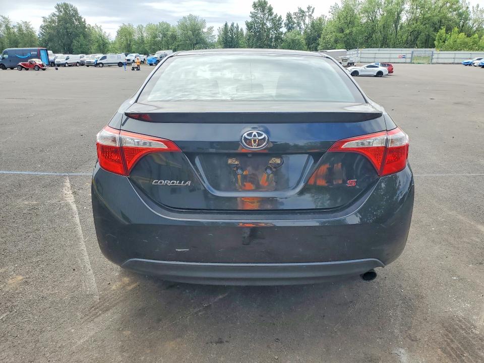 Продаж на аукціоні авто 2015 Toyota Corolla, vin: 5YFBURHE5FP354032, номер лоту: 55836976