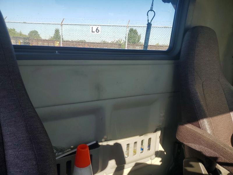 63253476 :رقم المزاد ، 4V4WC9EG6PN340122 vin ، 2023 Volvo Vnr مزاد بيع