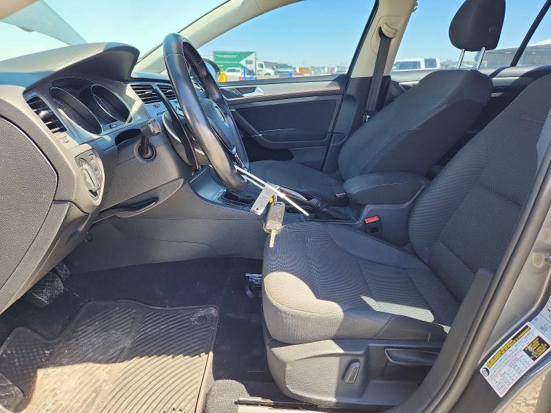 2017 Volkswagen Golf Sportwagen მანქანა იყიდება აუქციონზე, vin: 3VW017AUXHM538122, აუქციონის ნომერი: 55931506