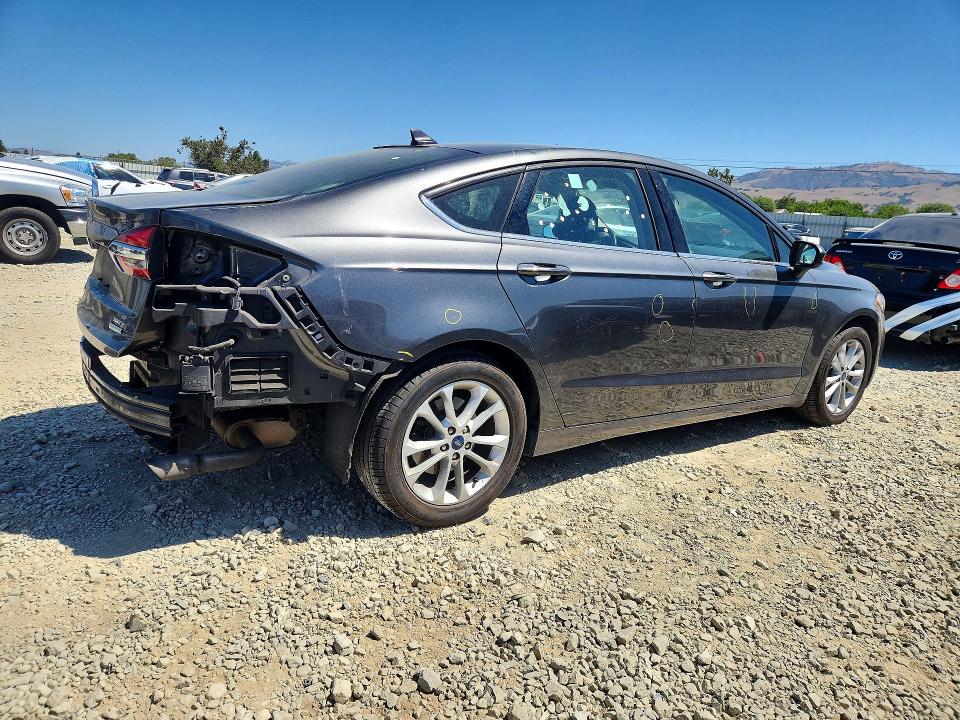 2020 Ford Fusion მანქანა იყიდება აუქციონზე, vin: 3FA6P0HD6LR171763, აუქციონის ნომერი: 58630596
