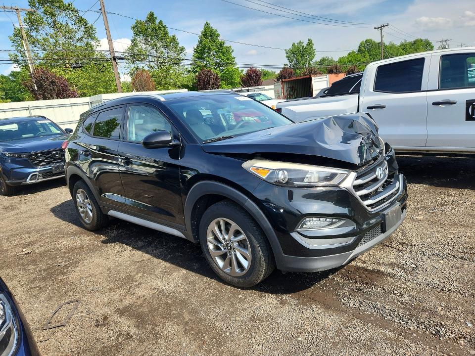 58742156 :رقم المزاد ، KM8J3CA44JU651328 vin ، 2018 Hyundai Tucson مزاد بيع