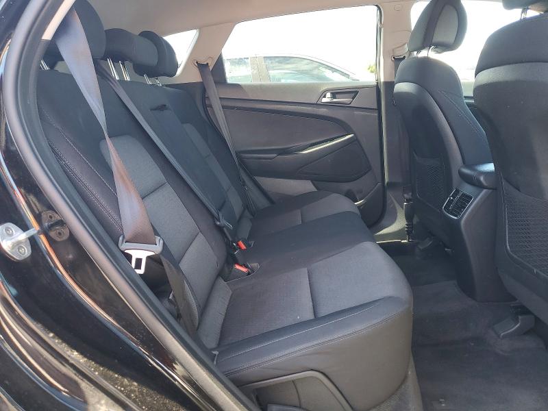 56892366 :رقم المزاد ، KM8J33A28HU390696 vin ، 2017 Hyundai Tucson مزاد بيع